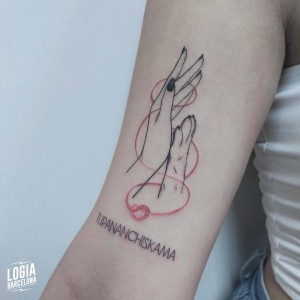 tatuaje_brazo_mano_pata_logiabarcelona_cristina_varas     
